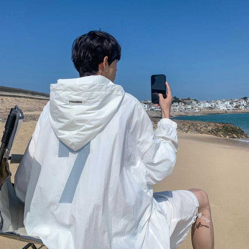 Product Introduction of Hooded Sun Protection Jacket for Men, Summer Thin Style, Youth Trendy Casual Coat, Ultra-Thin Breathable Loose Sun Protection Clothing 1