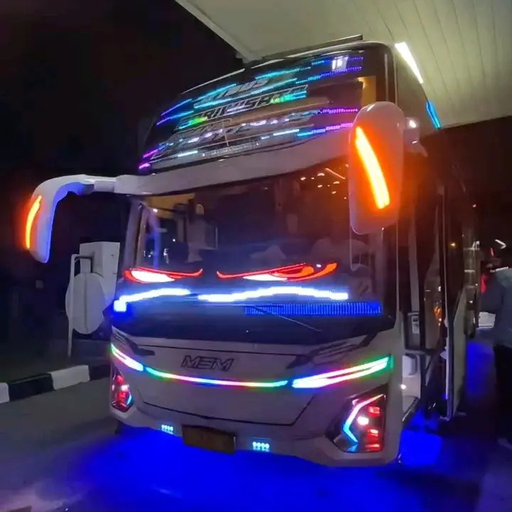 dài 1m76 * cao 19,2cm. Led dẻo chạy chữ  gắn Ô tô,  cửa hàng, có App kết nối điện thoại viết chữ và hơn 1000 hình ảnh có sẵn. 3