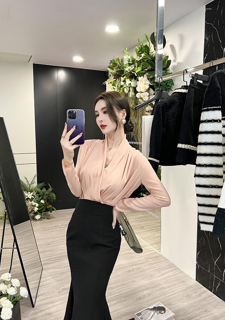 Product Introduction of Fashion Shirt Women's work shirts, satin shirts White Shirts, Long Sleeve Shirts, Korean Shirts, Blouses, Women's Shirts 30019 18