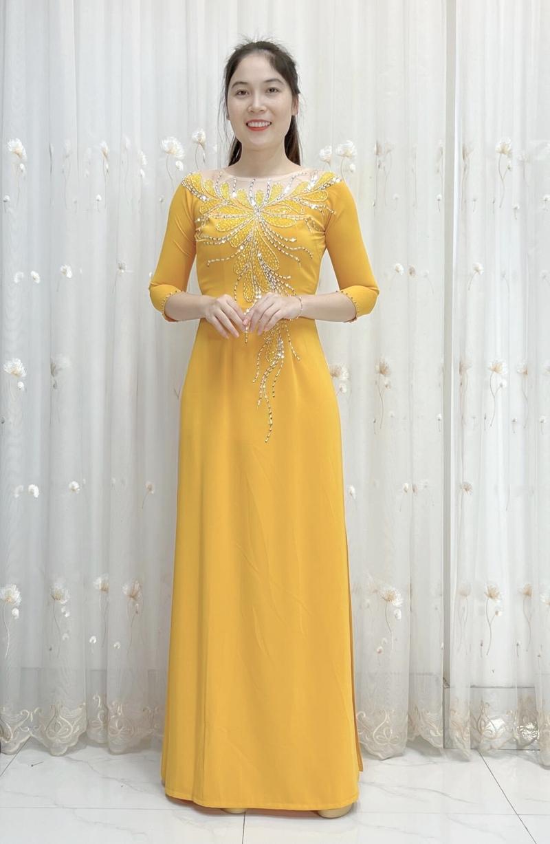 Product Introduction of Bộ áo dài bà sui chất liệu lụa Mỹ đính kết hạt thủ công sang trọng Trơn Thông thường Váy chữ A Thông thường Nữ Khuy Kim Tuyến Dress Women 10