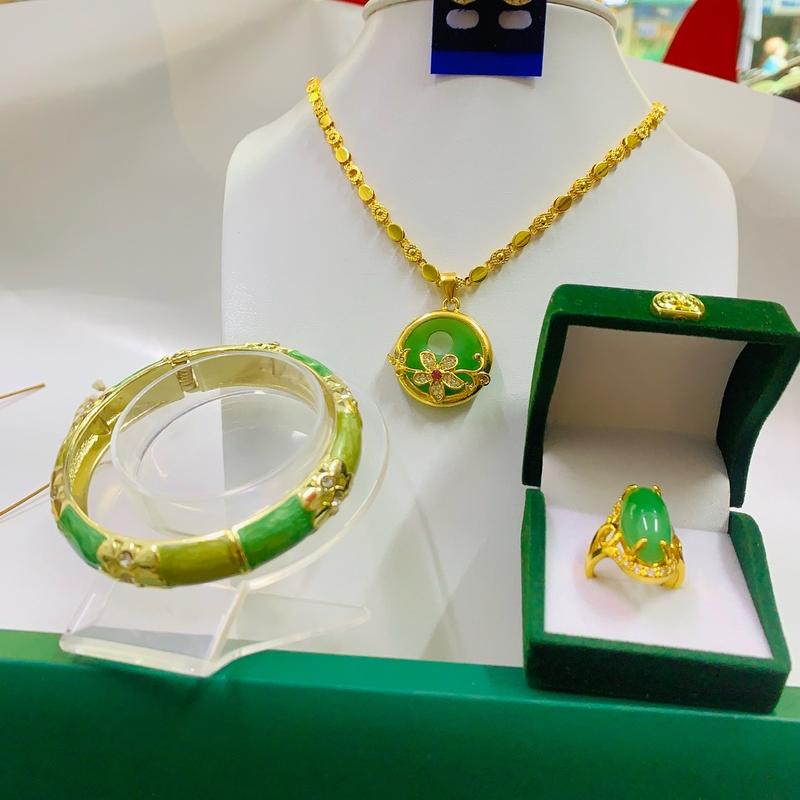  Combo  4 Món  vòng cổ hoa tai  lặc tau  nhẫn  Mạ Vàng 18K Hình Hạt Thóc Với Mặt Ngọc Cẩm Thạch 