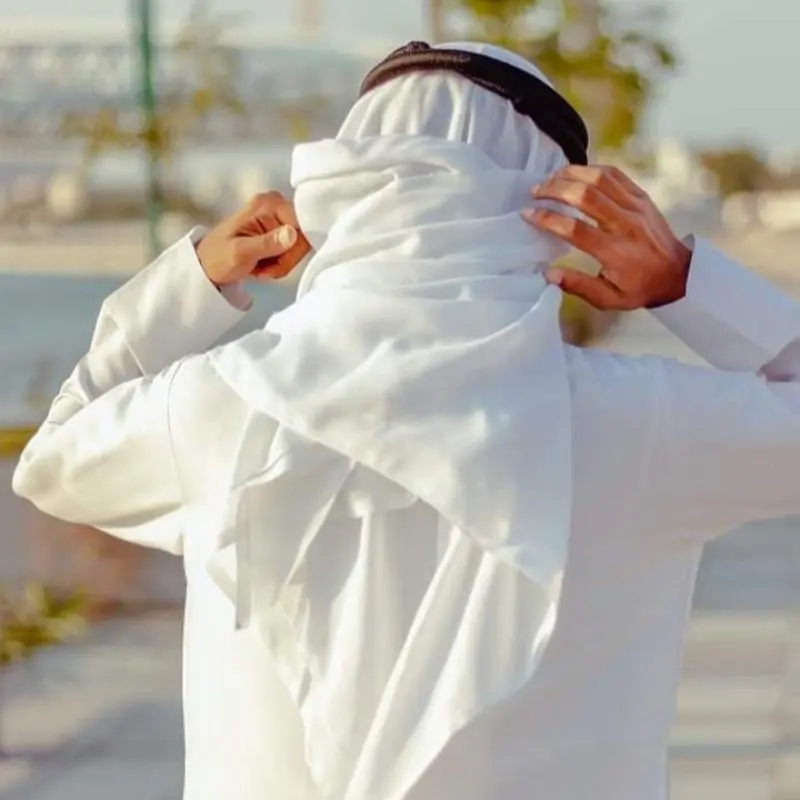 Saudi Arabian Dubai UAE Head Scarf, 2 Counts White Shemagh Desert Keffiyeh Head Scarf, Arab Wrap for Men & Women, Heatless Styling Tools