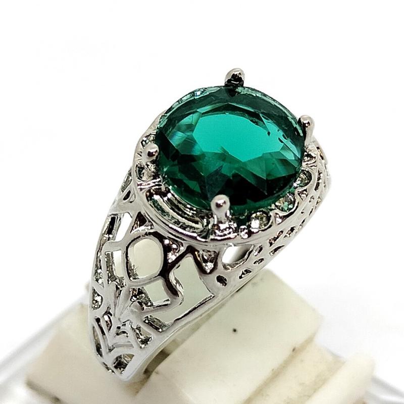 Cincin Wanita Green Emerald 0