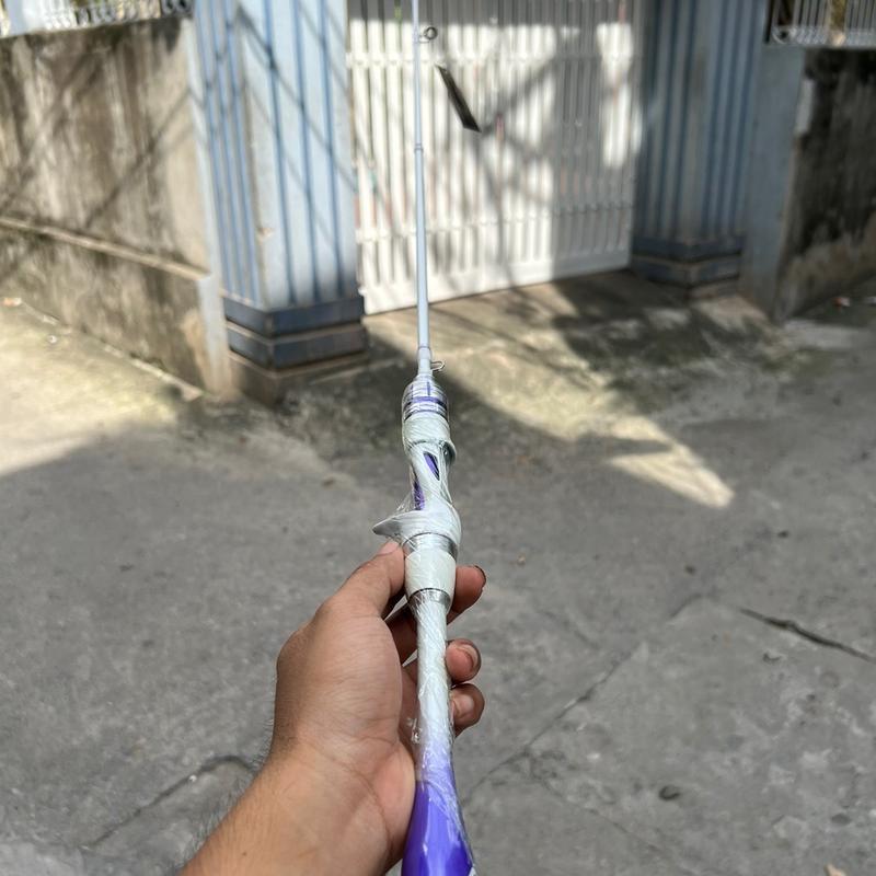 Cần Câu Cá,Cần UL Ngọn Đặc Màu Bạc Có Cần Đứng Và Cần Máy Ngang Chất liệu Cacbon Rất Nhẹ Bắt Cá Đi Câu Fishing