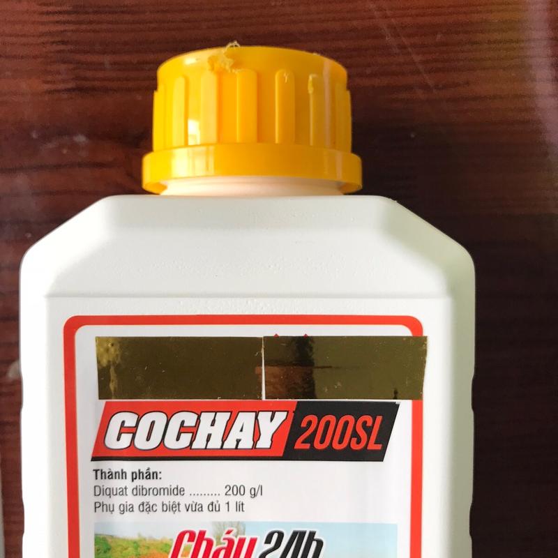 Cochay 24h.Chai Nhựa trắng nắp vàng. Diquat dibromide 200g/l 0