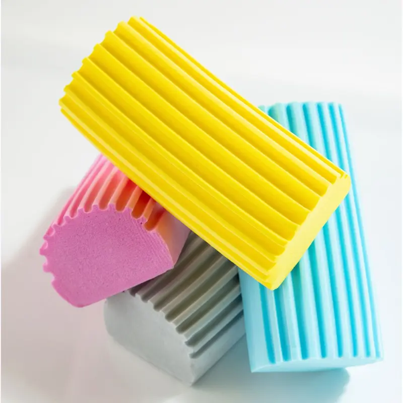 Miếng Bọt Biển Scrub Daddy Lau Bụi Mọi Ngóc Ngách Damp Duster 5
