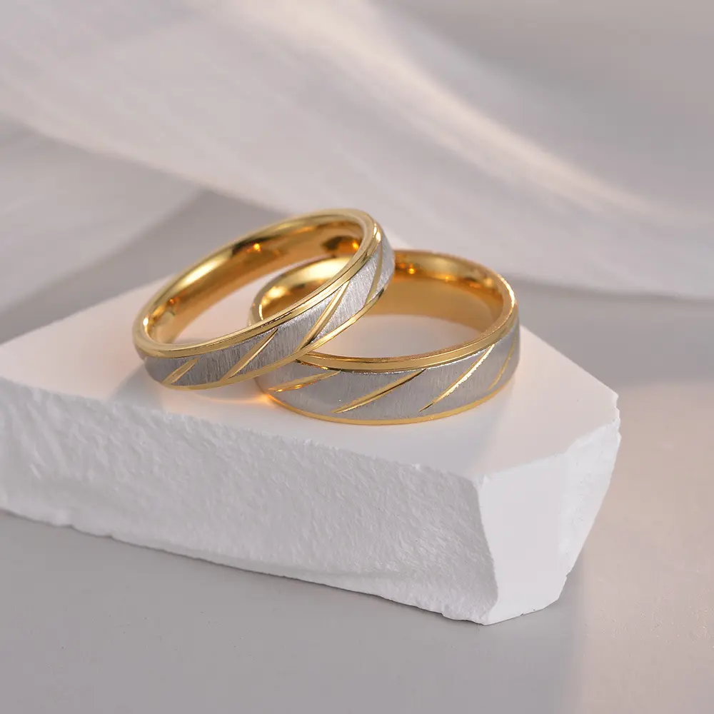 Stainless Steel Couple Rings Gold color Wave Pattern Wedding Infinity Ring Men and Women Engagement Jewelry Gifts