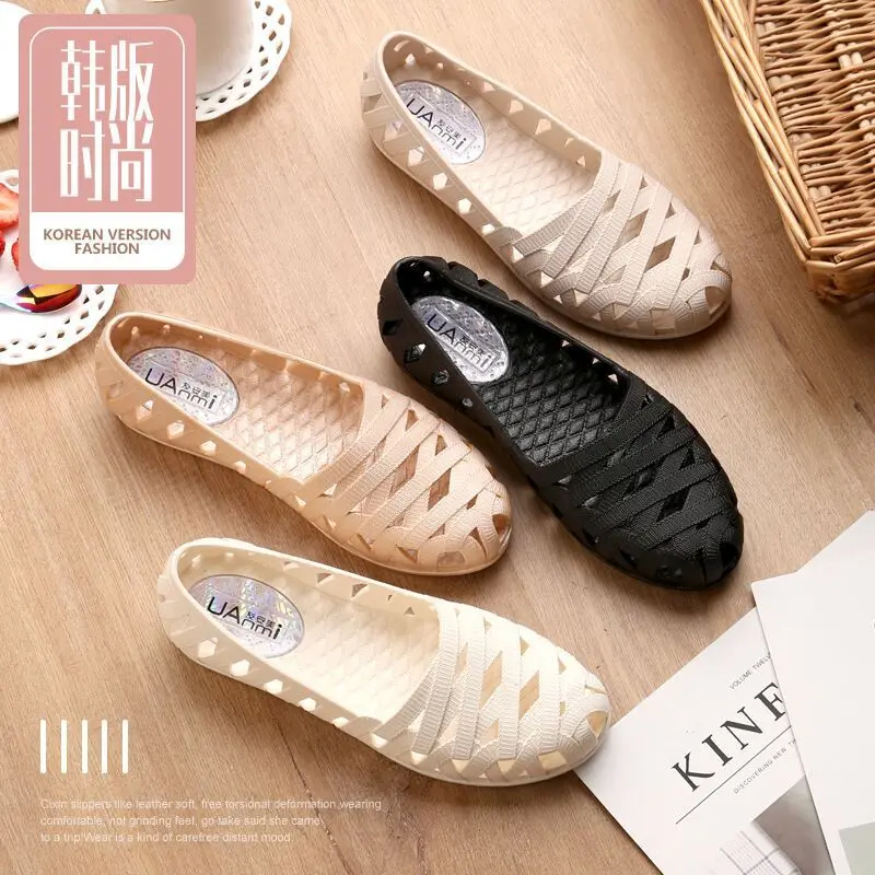 Giày nhựa nữ đi mưa đi biển lội nước chất liệu siêu nhẹ êm chân Shoes 3