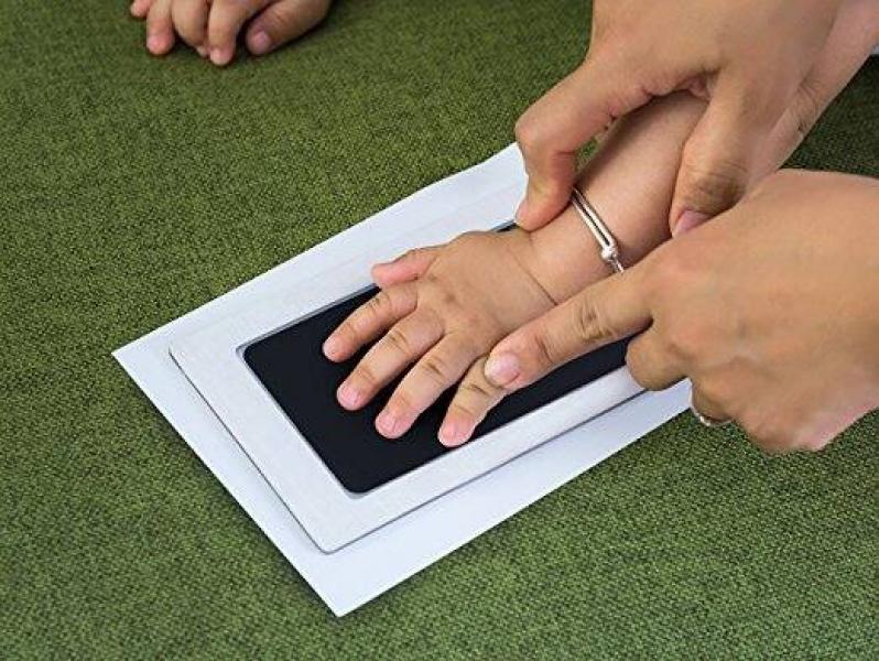 Product Introduction of Baby DIY hand and footprint kit ink pad newborn handprint souvenir accessories toddlers photo frame wash free safe ink baby gift 16
