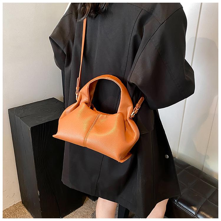 Product Introduction of New Cloud Bag Korean Style Fashion Litchi Grain Soft Leather Shoulder Bag Fashion Women's Handbag 14