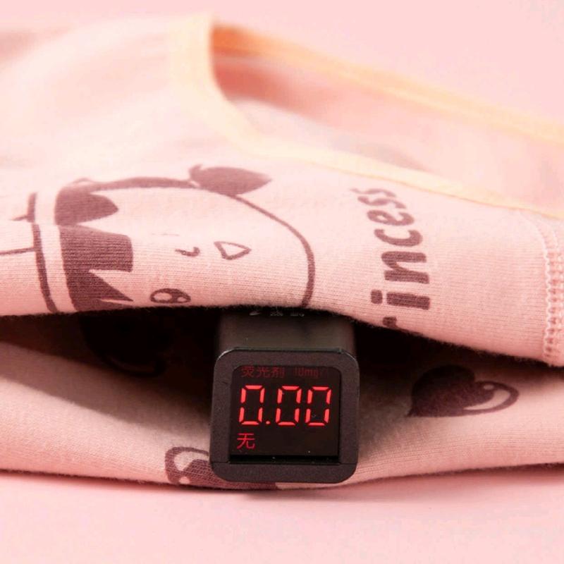 4 quần chíp bé gái chất cotton 100%, mềm mịn , dành cho bé từ 2-15 tuổi 2