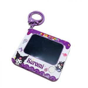 พวงกุญแจกระดานวาดภาพกราฟฟิตี้ดีไซน์ใหม่ปี 2025 ของเล่นคลายเครียด เหมาะสำหรับแขวนกระเป๋าและรถยนต์ ดีไซน์ของขวัญสไตล์ใหม่ที่ทันสมัยสำหรับผู้หญิงและผู้ชาย กําไล ข้อมือ แฟชั่น ของ ใช้ น่ารัก ผู้ชาย แหวน ทอง กะรัต จิวเวลลี่ ภูเก็ต ขาย ปลอม สร้อย อีวิล อาย