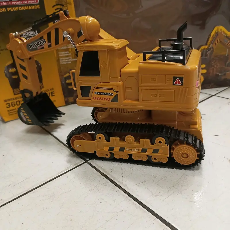 mobil remote excavator 2