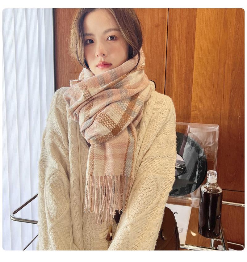 Product Introduction of Karo pattern double color K39 scarf 2