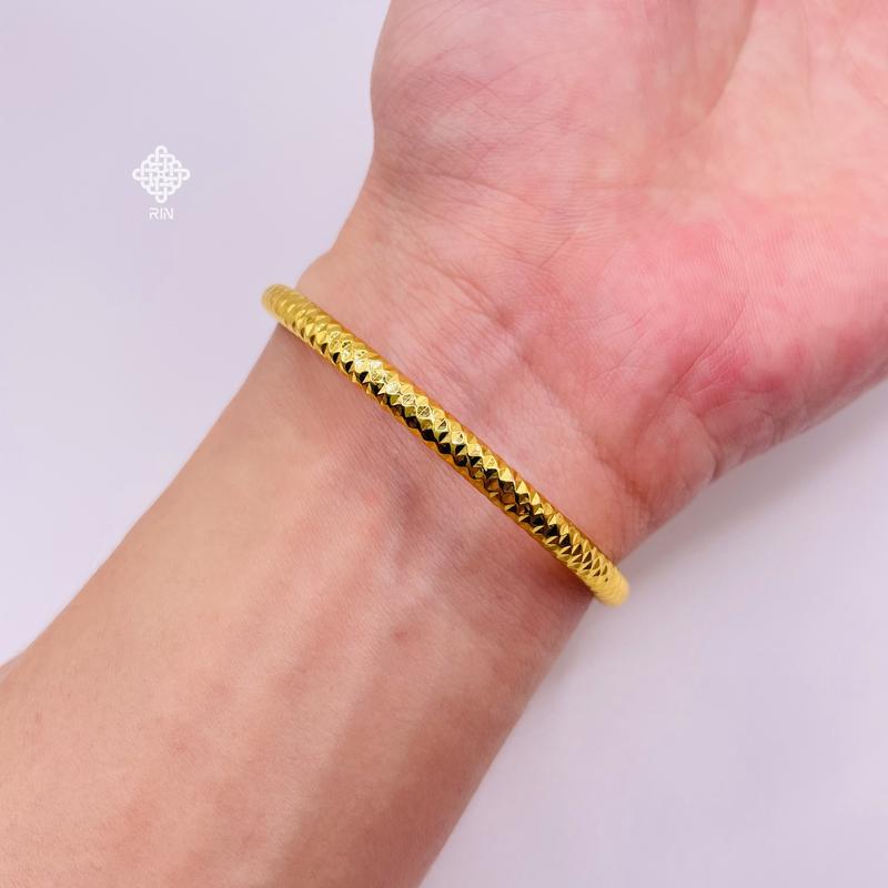  Vòng tay trơn titan Lắc tay trơn màu vàng chất liệu titan không phai không rỉ sét TRANGSUCMOILUATUOI.RIN Phụ Kiện 