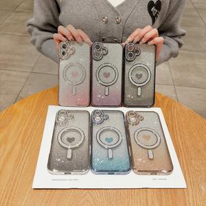 ตัวป้องกันเลนส์แม่เหล็ก, พลอยเทียมไฟฟ้า, การออกแบบกระดาษกลิตเตอร์หัวใจ, เข้ากันได้กับเคส iPhone 13 Pro Max, เคสโทรศัพท์ 15 Pro Max, เคสโทรศัพท์ 14 Pro Max, กันกระแทก, เคสโทรศัพท์ 16 Pro Max