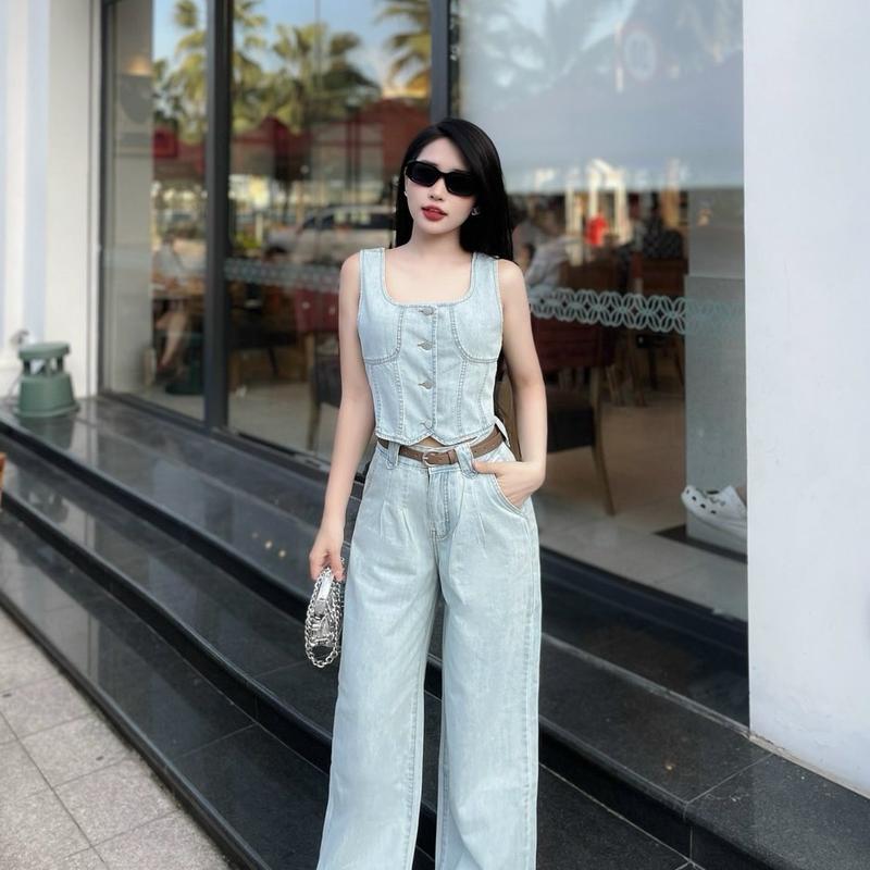 Set áo bò sát nách + quần bò suông + kèm đai Nữ Kem Women Top