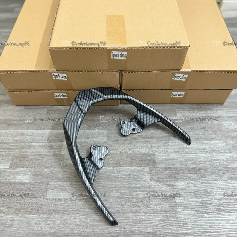 Cảng sau Spark carbon gắn Sirius loại dày 1