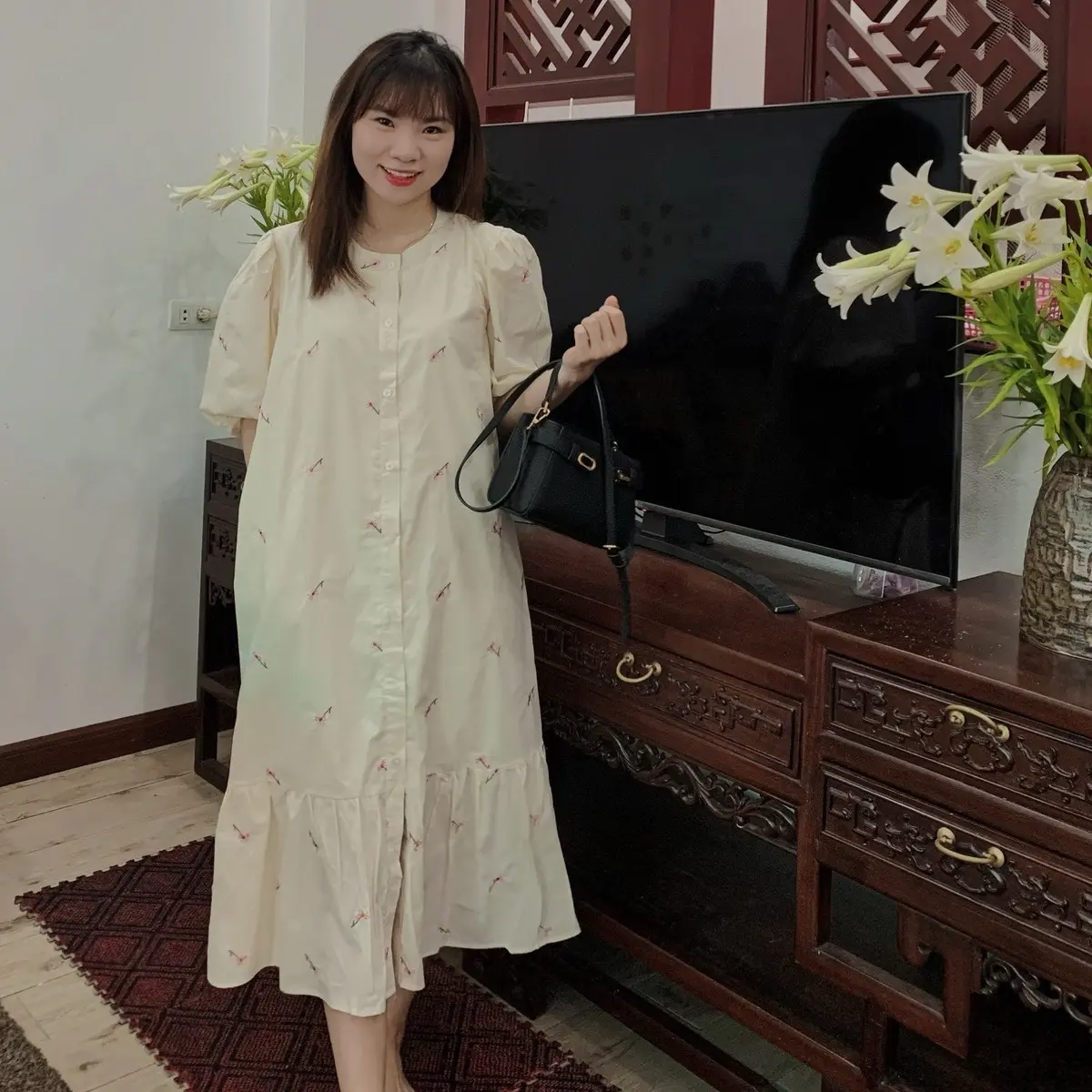 Váy xuông thô thêu hoa - HOA NHÍ