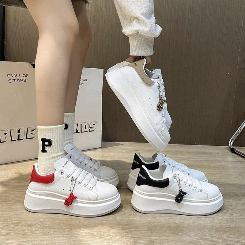 Giày thể thao nữ trắng độn đế 5cm gót màu phụ kiện Gấu siêu xinh