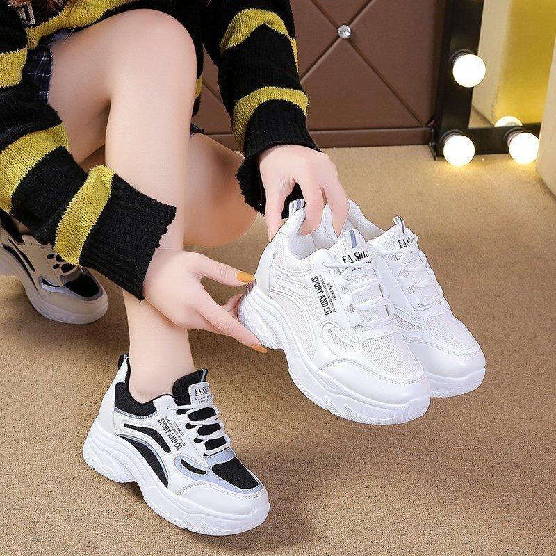 Giày Thể Thao Nữ Thông Hơi Độn Đế .....R...3.... Sneaker Shoes