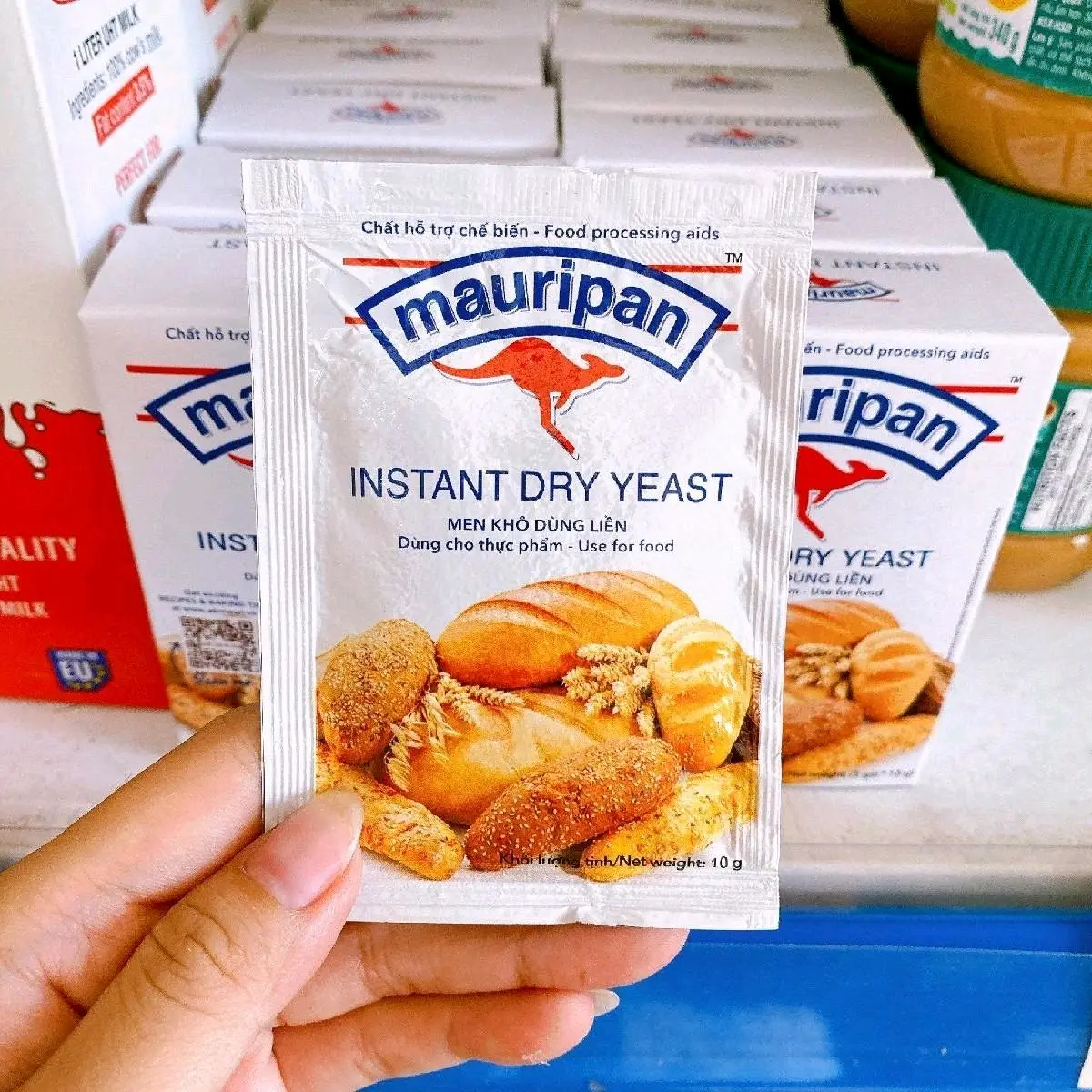 Hộp 5 gói men khô Mauripan 10g an toàn, tiện dụng , dùng làm bánh