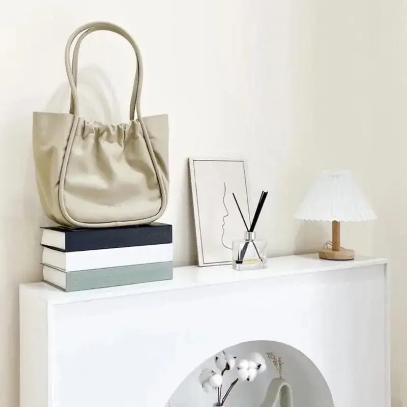 Tas Tote Bag Wanita  Ivy  Tas Bahu Wanita Ivy Tas Wanita Mileneal Terbaru Totebag 1