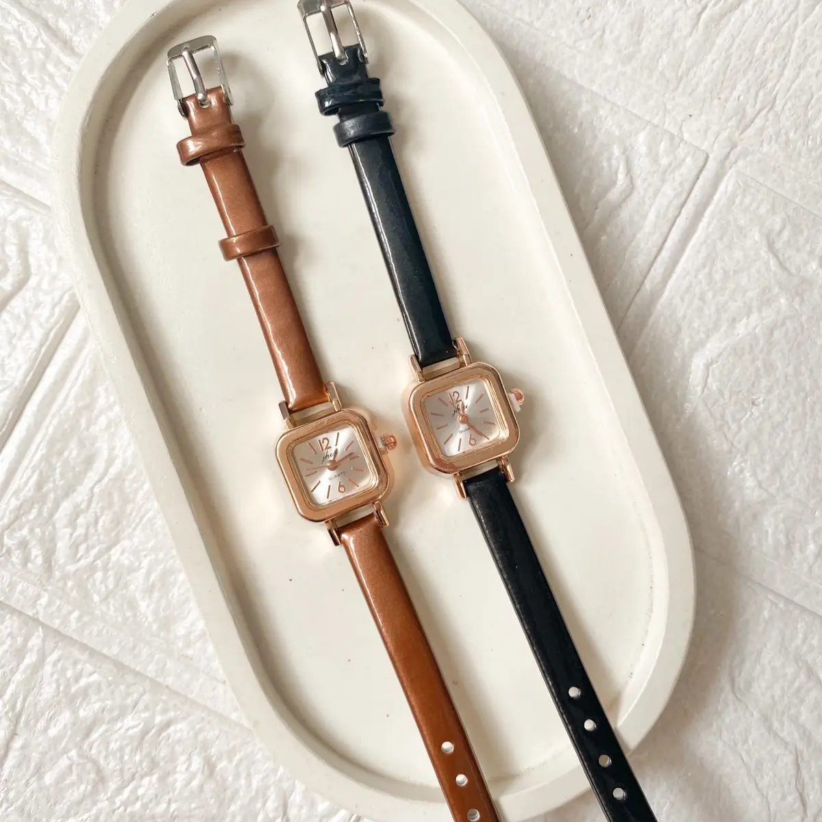 Minia | Jam Tangan Mini Kotak Analog | Kulit Sintetis | Free Box