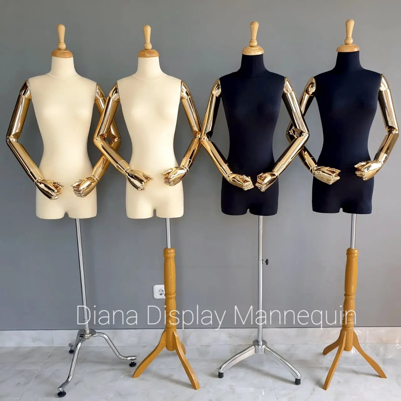 MANEKIN WANITA DM PAHA BAHAN FULLBUSA DENGAN TANGAN FLEKSIBEL