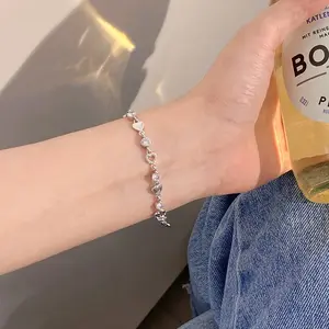 Gelang Rantai Hati Silver Simple Dan Batu Warna Warni Elegan Gelang Fashion Wanita