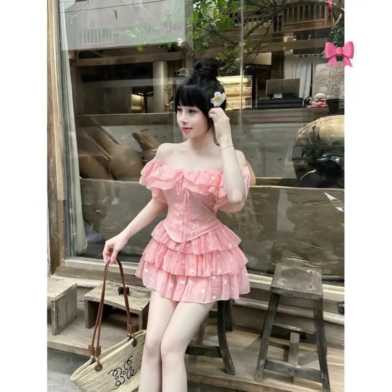 Set áo trơ trễ vai bèo hoa nhí kèm  chân váy 3 trầng có lót  quần  chất đũi mềm mặc đẹp dành cho nữ