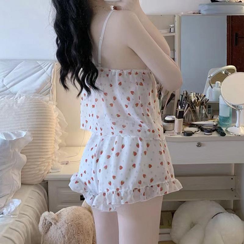 Product Introduction of Đồ Ngủ Không Đường May Cho Nữ, Bộ Đồ Hai Dây Và Quần Đùi Lụa Lạnh Đồ Ngủ, Có Đệm Ngực, Áo Hai Dây Cám Dỗ Gợi Cảm, In Voan, Thân Thiện Với Làn Da, Quần Áo Mặc Nhà, Thích Hợp Cho Nữ, Đồ Ngủ Hai Dây 21