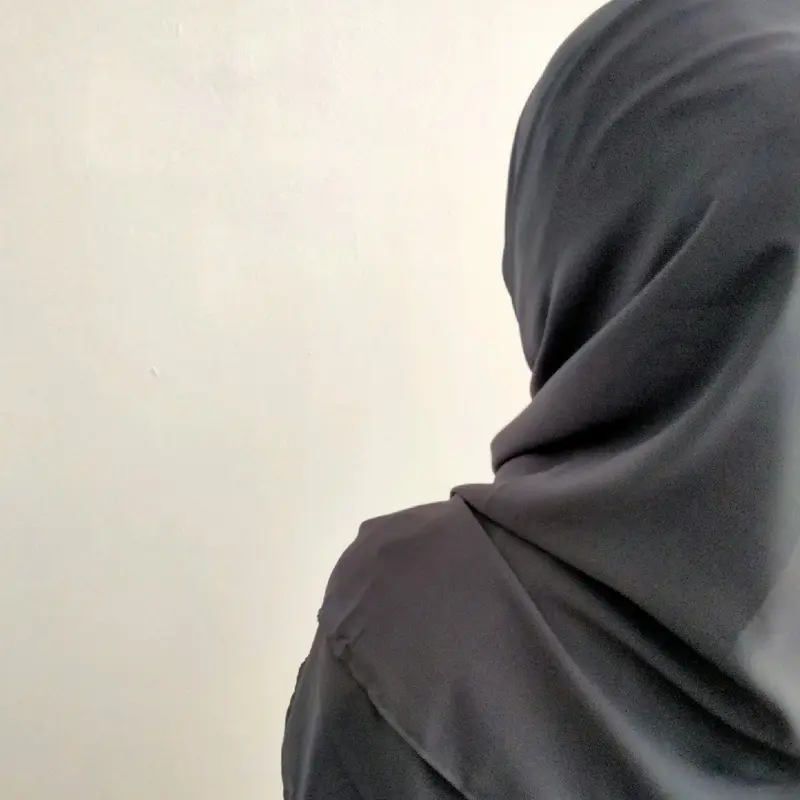 Pashmina basic / Hijab basic berbahan sifon arab / Chiffon arab Ukuran 200x75cm ( TIDAK SEPERTI BAHAN BABY DOLL, CERUTY, ATAU HEAVY CHIFFON DAN TERAWANG) 6