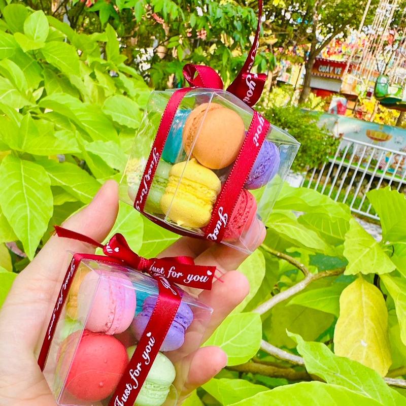 Set quà tặng bánh Macaron mini - 8 bánh Food