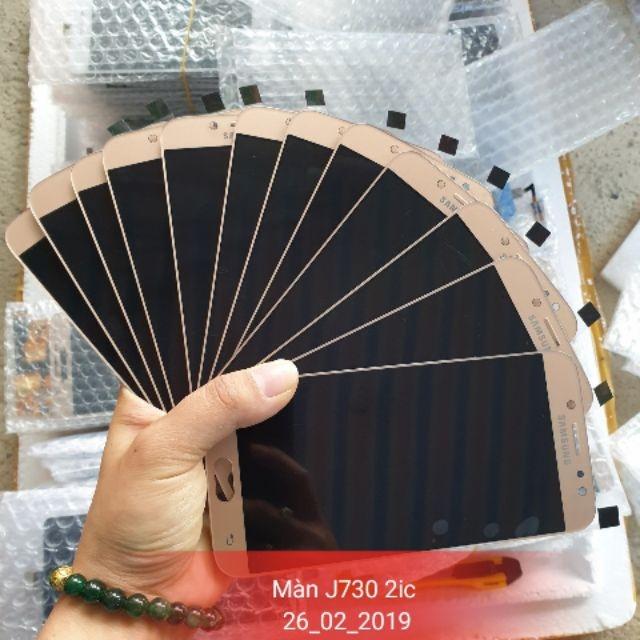 Màn hình J730 J7 pro sử dụng công nghệ amoled