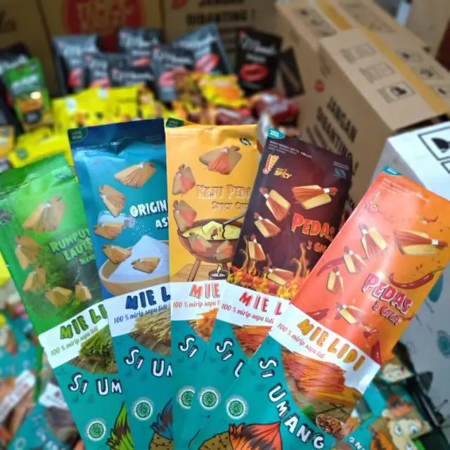Sapu lidi si umang 130gr panjang 30cm kemasan kertas lidi siumang mie lidi Biting Uwa Snack Karakter Lucu Viral Gehel 1