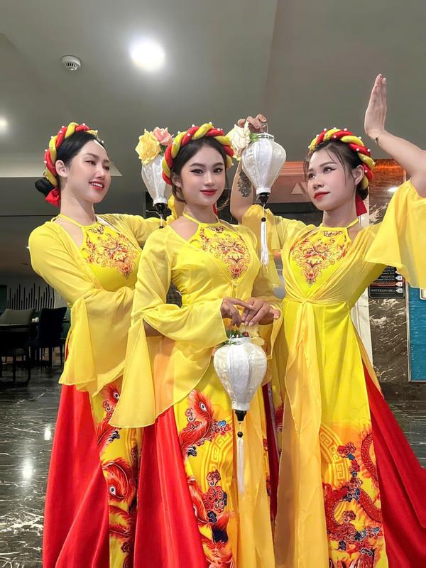 Vấn đội đầu, mấn áo dài, chụp hình cho người lớn và trẻ em