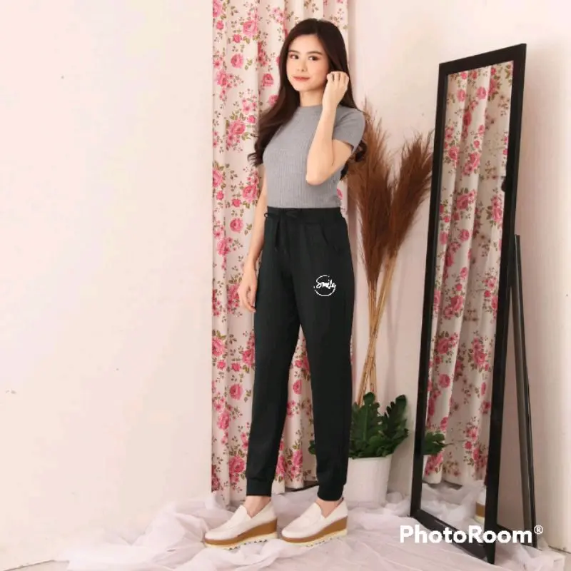 OOTD Celana Training Jogger Wanita Smile