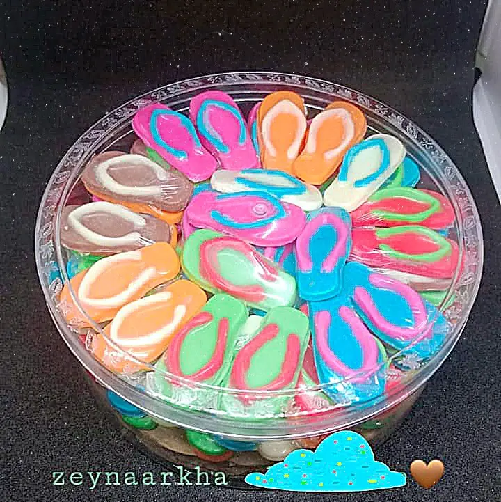 coklat karakter lucu sndl isi 85 90pcs Chocolate Snacks Snack Cokelat 3