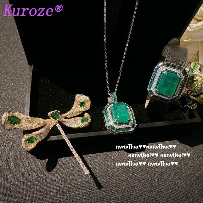 Kuroze Luxury Emerald Pendant Necklace with Cotton Green Crystal Unique Green Diamond Wristband Bracelet 1
