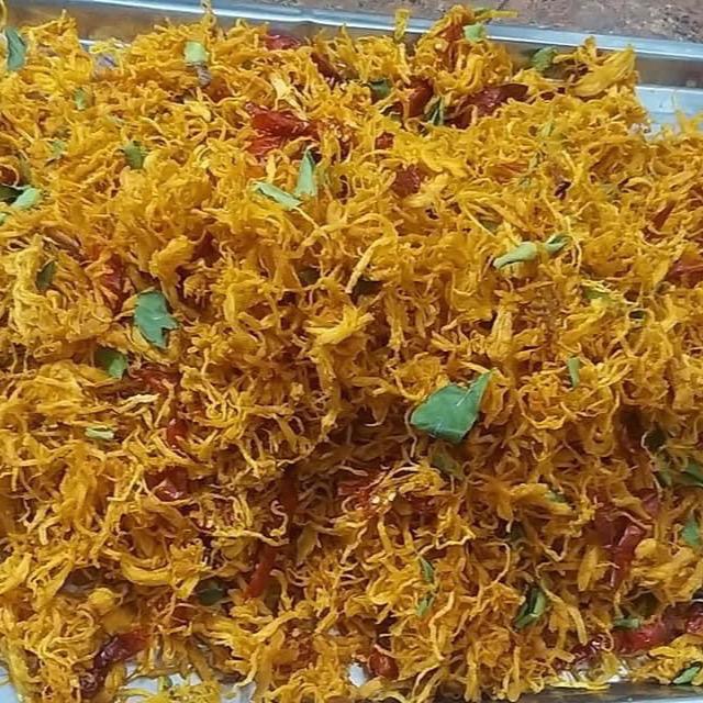 500g khô gà lá chanh thơm ngon , Phù hợp ăn vặt mang đi du lịch đi chơi đại khách tới nhà Chua Snack