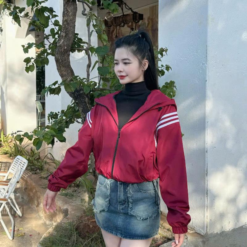 Áo khoác gió nữ form lửng FRM5 chất dù mỏng phối sọc xinh xắn 2