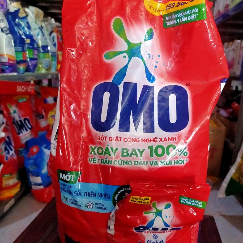OMO Bột Giặt Đỏ 5.5KG Công Nghệ Xanh Xoay Bay 100% Vết Bẩn Cứng Đầu An Toàn Cho Da Tay - Làm Sạch