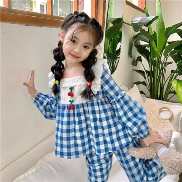 Bộ Đồ Ngủ Bé Gái, Bộ Đồ Bé Gái, Bộ Đồ Mặc Nhà Kẻ Sọc Anh Đào Dễ Thương, Trang Trí Ren Mùa Thu, Tay Áo Dài, Thích Hợp Cho Bé Gái Nhỏ Trẻ Em, Bộ Đồ Ngủ Mùa Thu Và Mùa Đông set váy  dạ set áo nơ quần caro  cho bé gái
