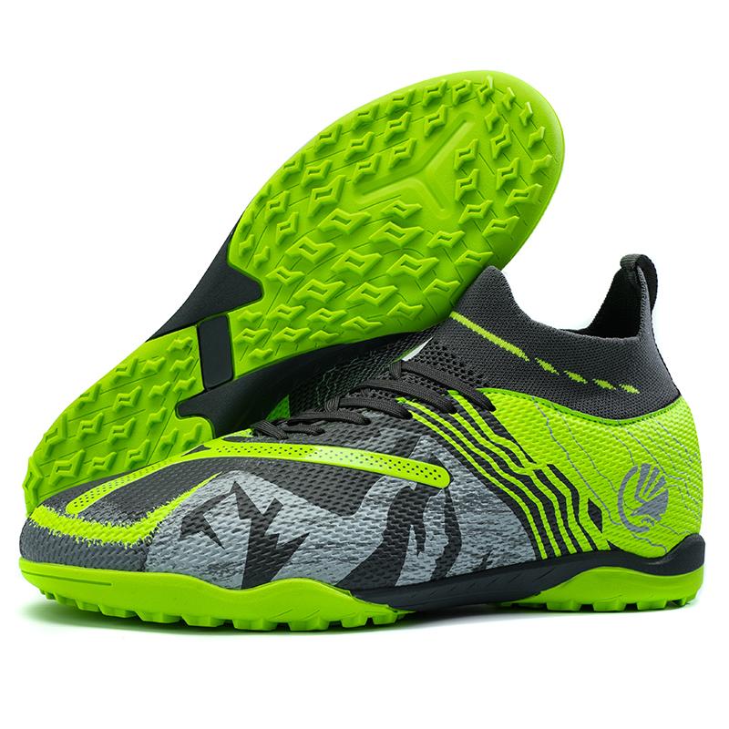 Product Introduction of （SIZE 32-45）Ready Stock Unisex Plus Size Football Shoes Outdoor Futsal Soccer Shoes Non-slip Training Shoes 1
