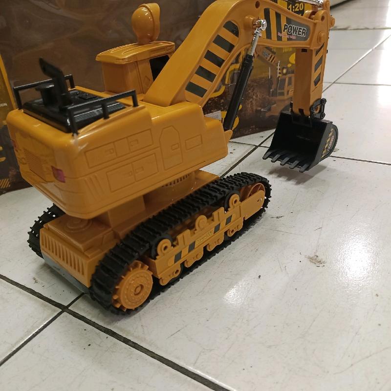mobil remote excavator 1