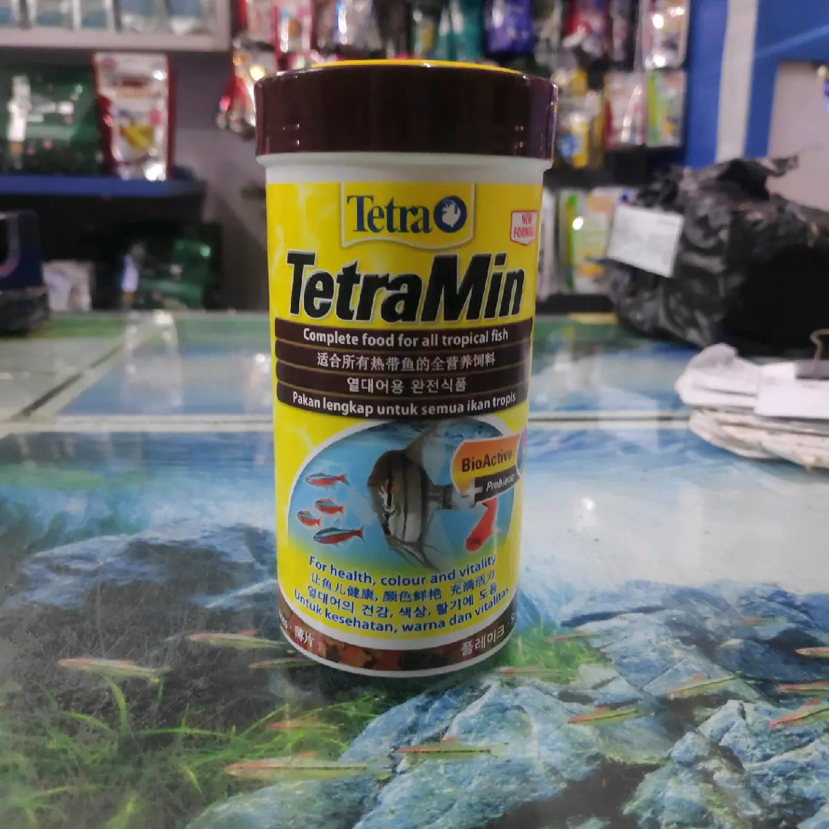 TETRA MIN FLAKES MAKANAN IKAN 52 gr