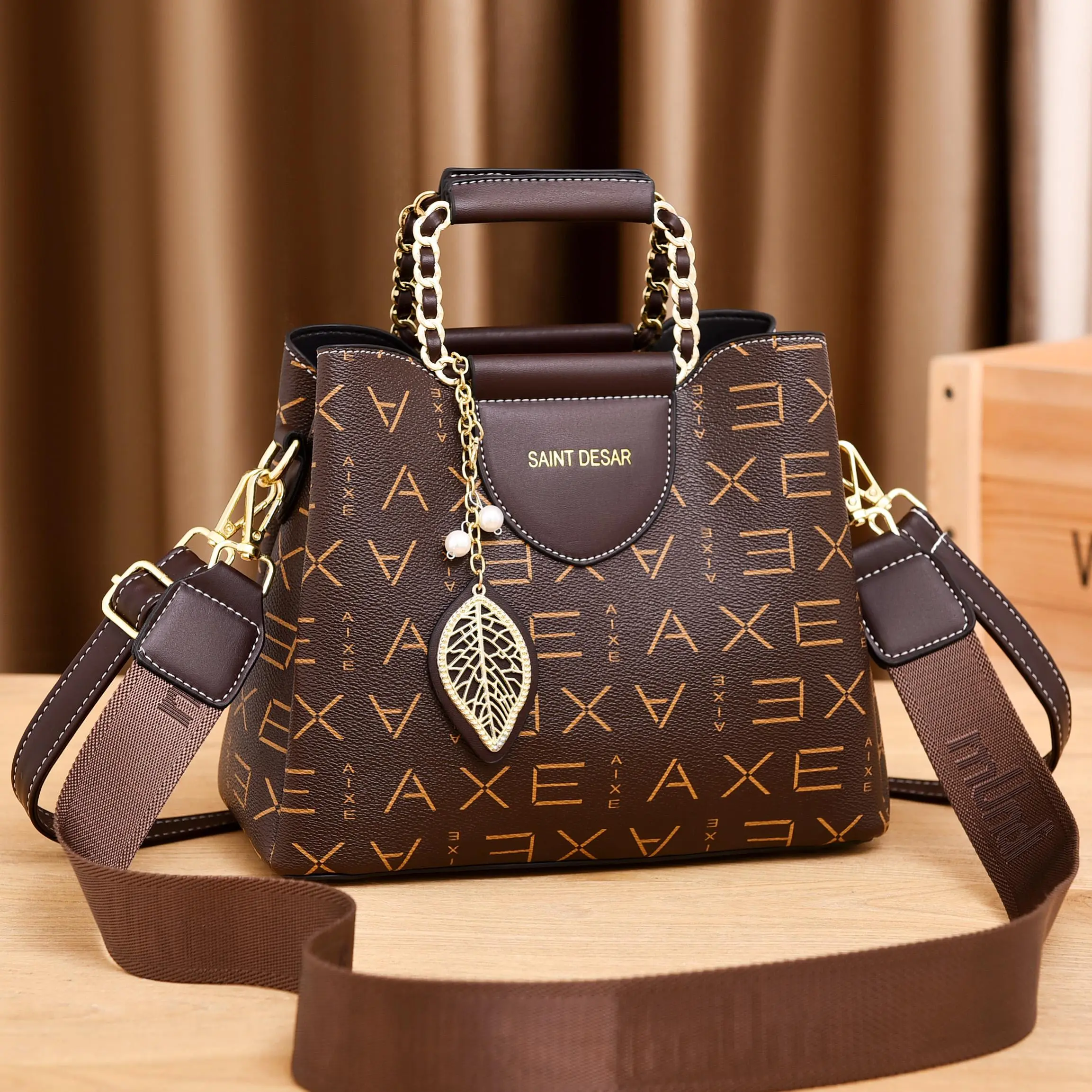 Tas Selempang Fashion Wanita 35070