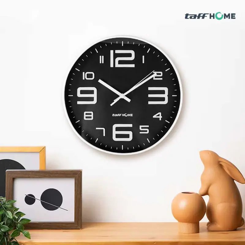 Jam Dinding Bulat Keren  Quartz Creative Design Modern Tipe Baterai 1x AA Taffhome 1