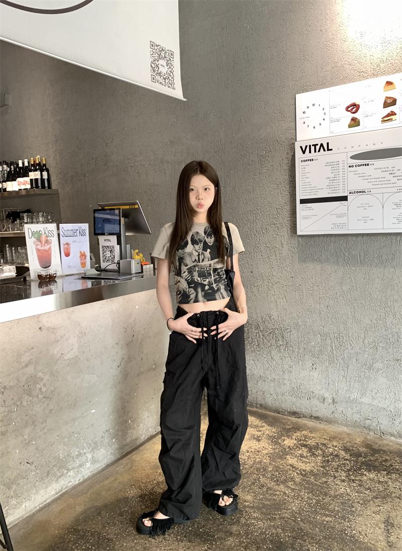 Product Introduction of Round Neck Short Sleeve T-Shirt Summer New Slim Fit Flattering Versatile Short Top Casual Women's Fashion Versatile Personality Hot Girl Korean Style Clothing 8